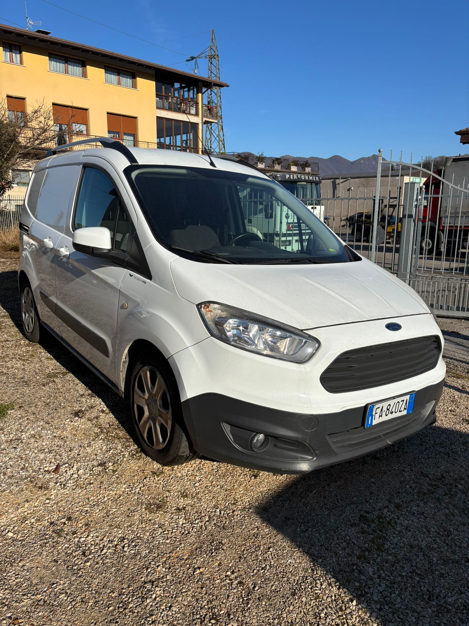 Ford Transit Courier