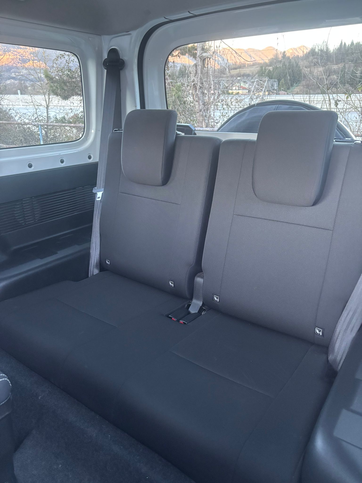 Suzuki Jimny 2 serie (4 POSTI)