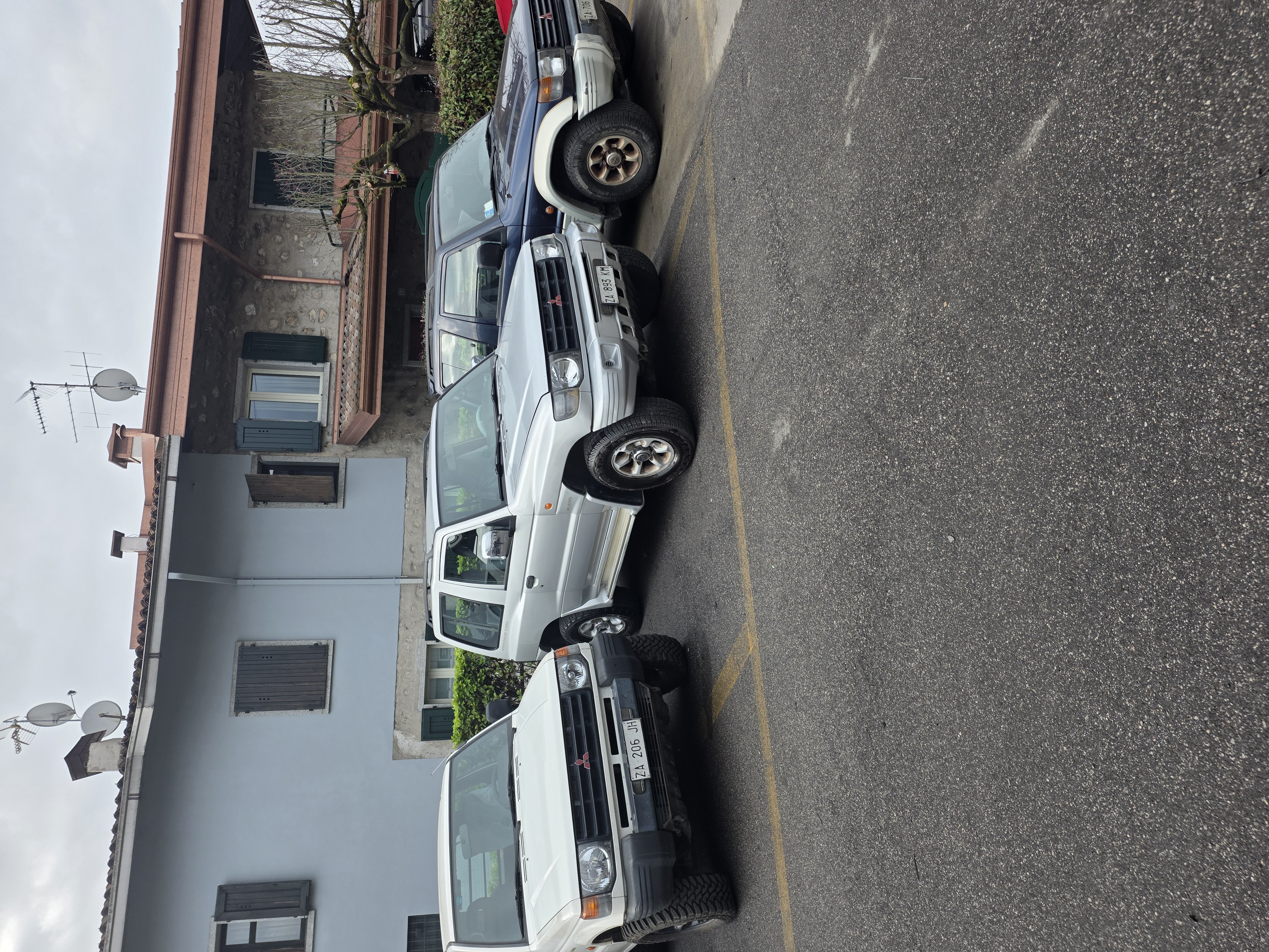 Mitsubishi L200 Pajero / L200