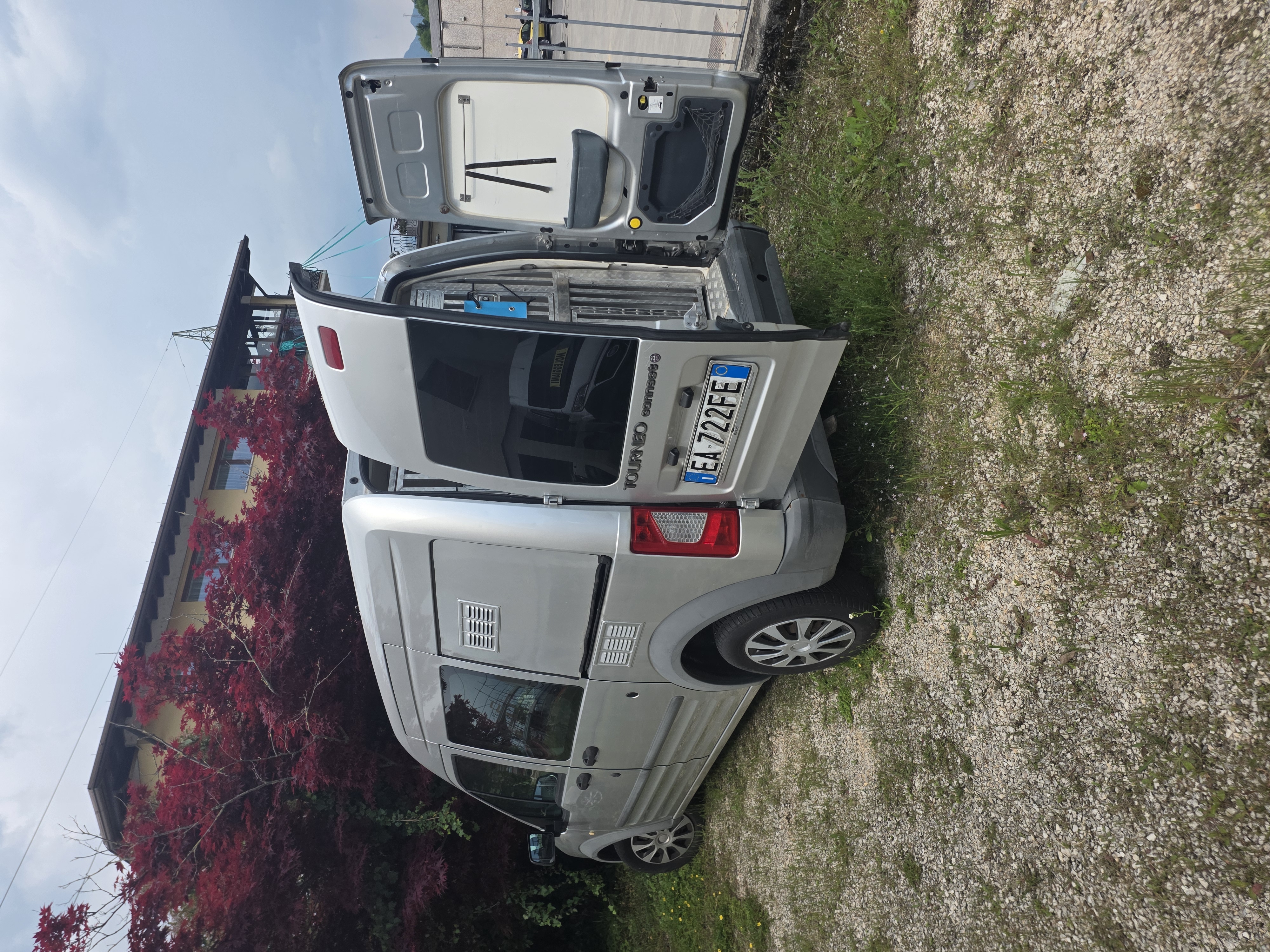 Ford Tourneo 1700 td  Trasporto Cani
