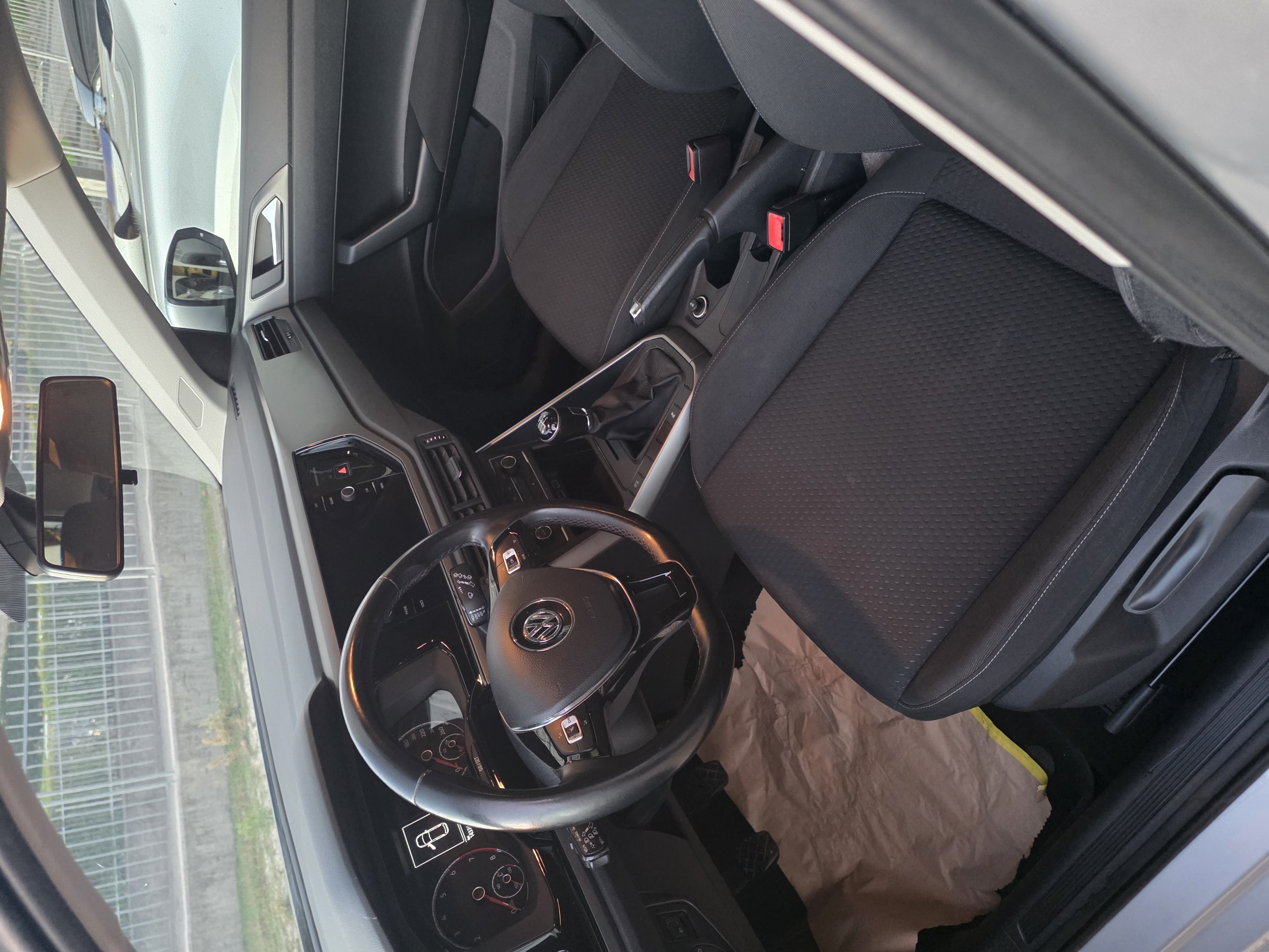 Volkswagen Polo 1.0 confortline