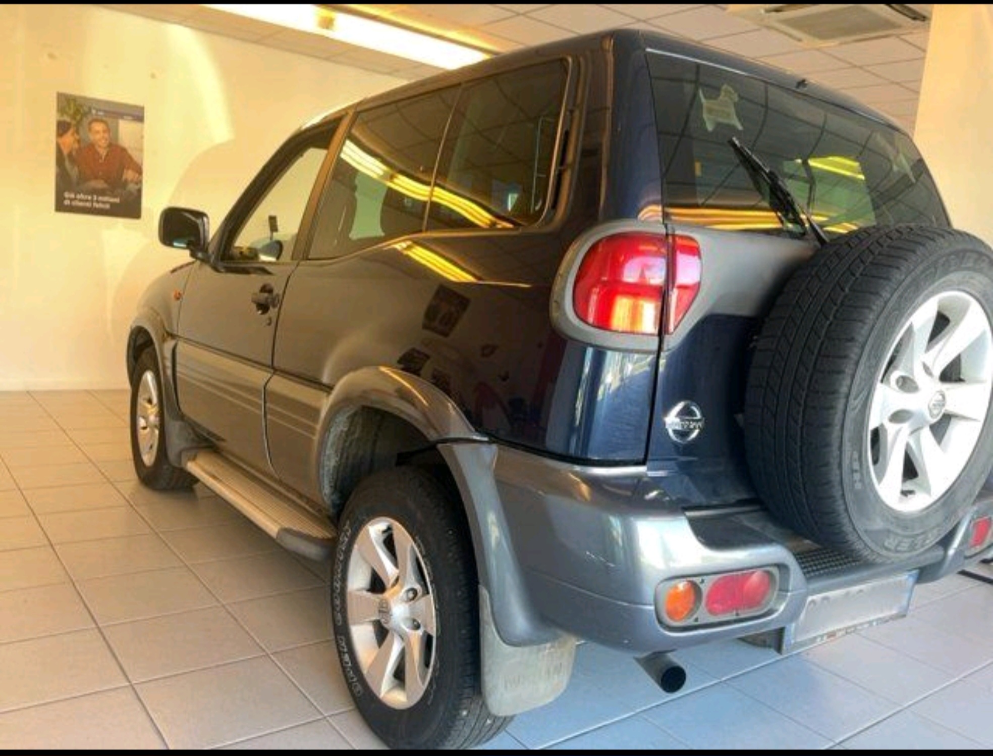 Nissan Terrano II 2700 td 5 posti Autocarro