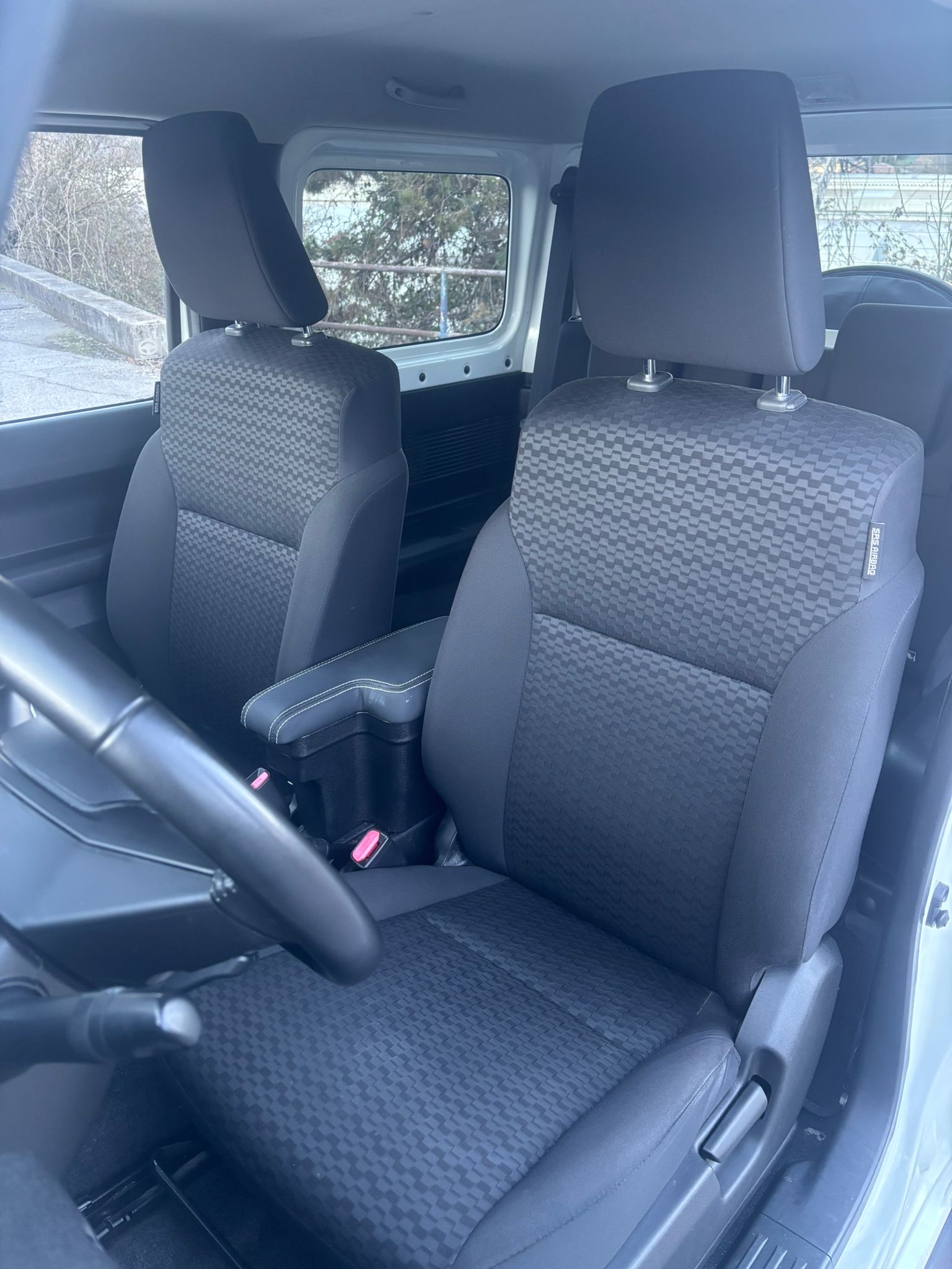 Suzuki Jimny 2 serie (4 POSTI)