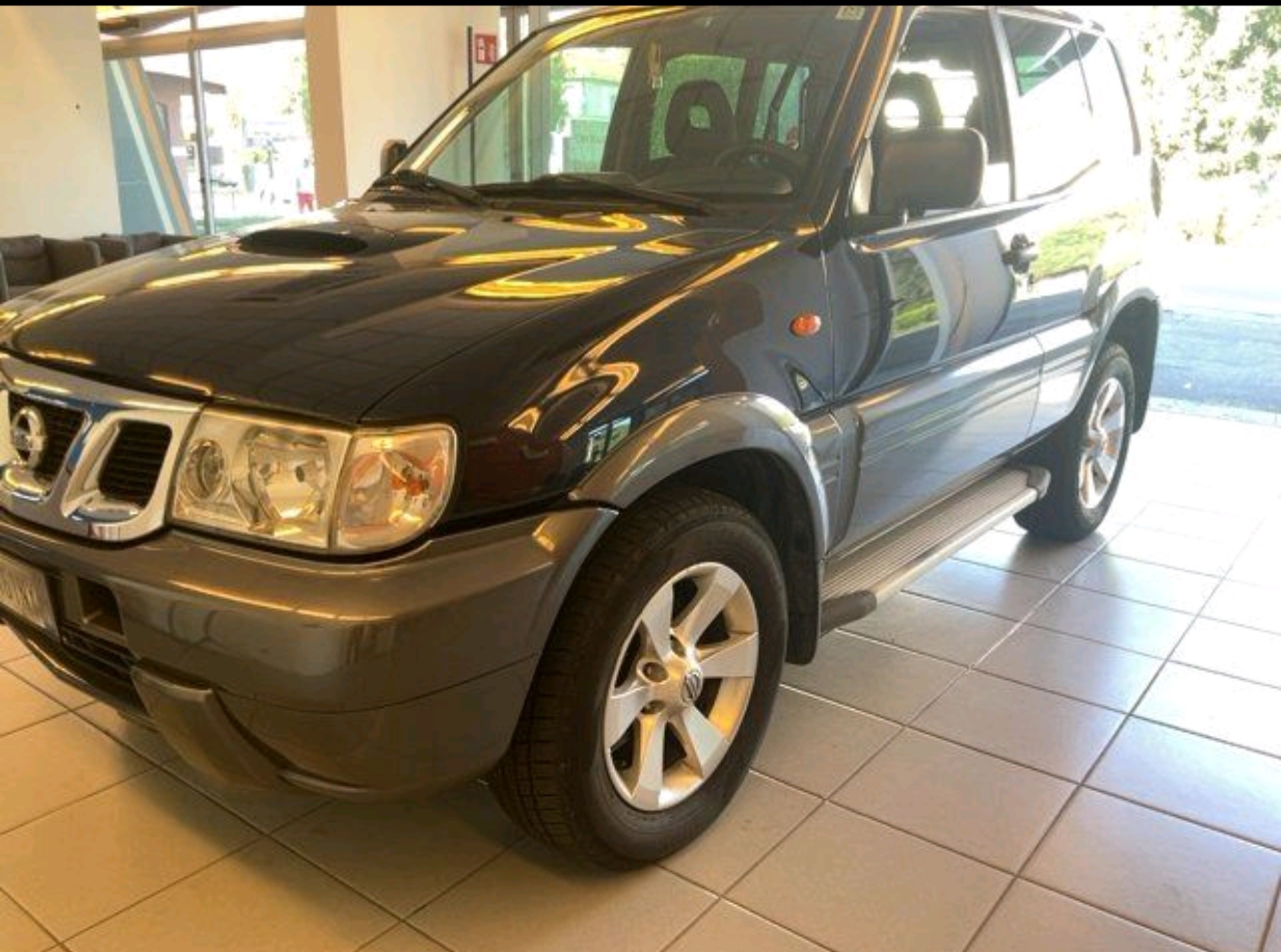 Nissan Terrano II 2700 td 5 posti Autocarro